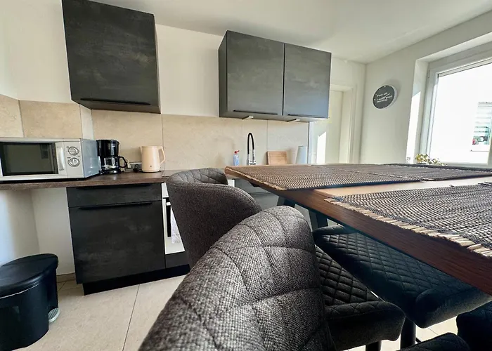 3 Mit Flussblick - Self Check-in Appartement *
