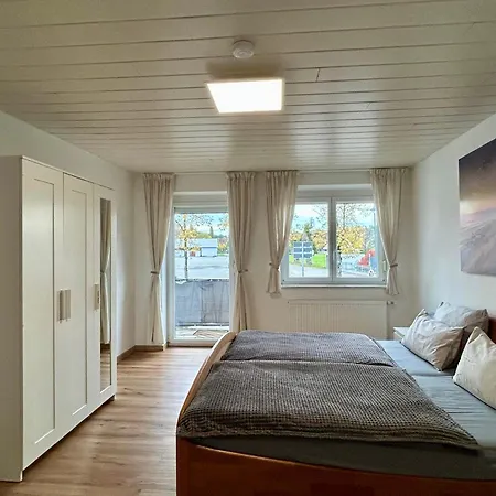 Appartement 3 Mit Flussblick - Self Check-in Eggenfelden